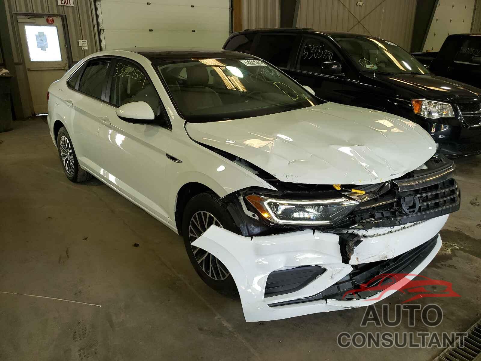VOLKSWAGEN JETTA 2019 - 3VWE57BU2KM199341
