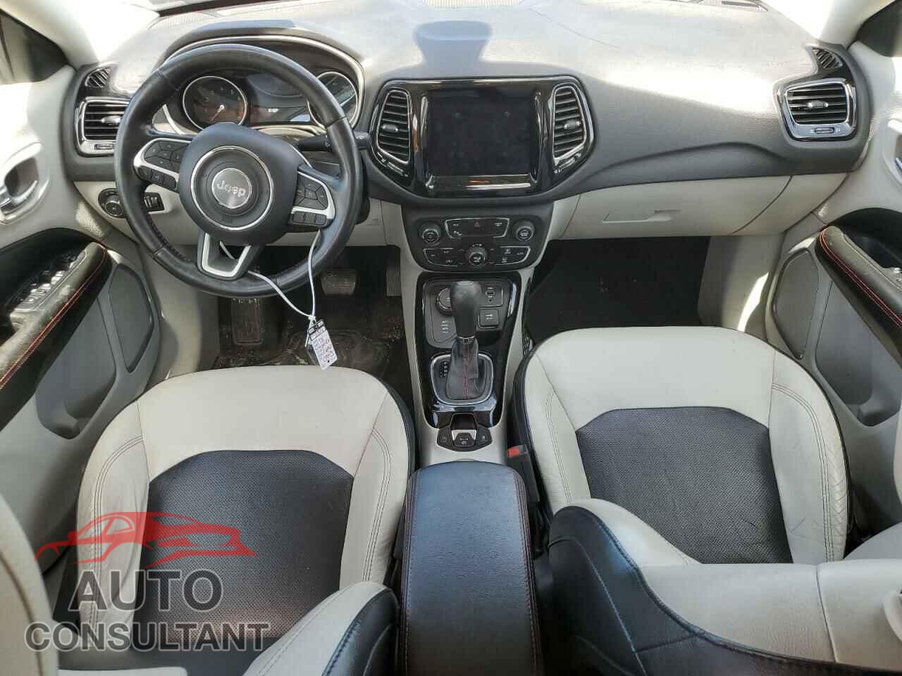 JEEP COMPASS 2018 - 3C4NJDCB9JT222211