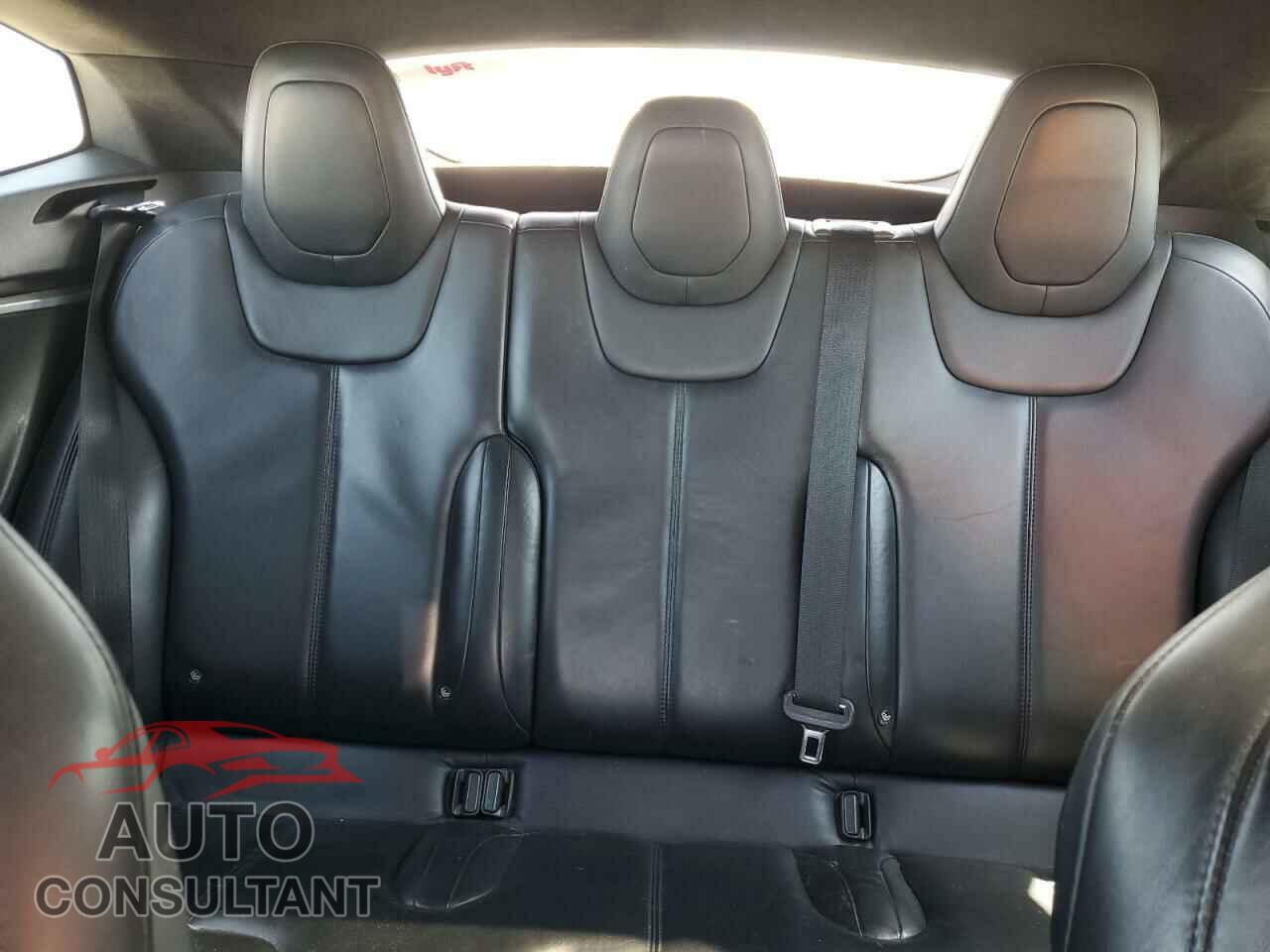 TESLA MODEL S 2016 - 5YJSA1E24GF159878