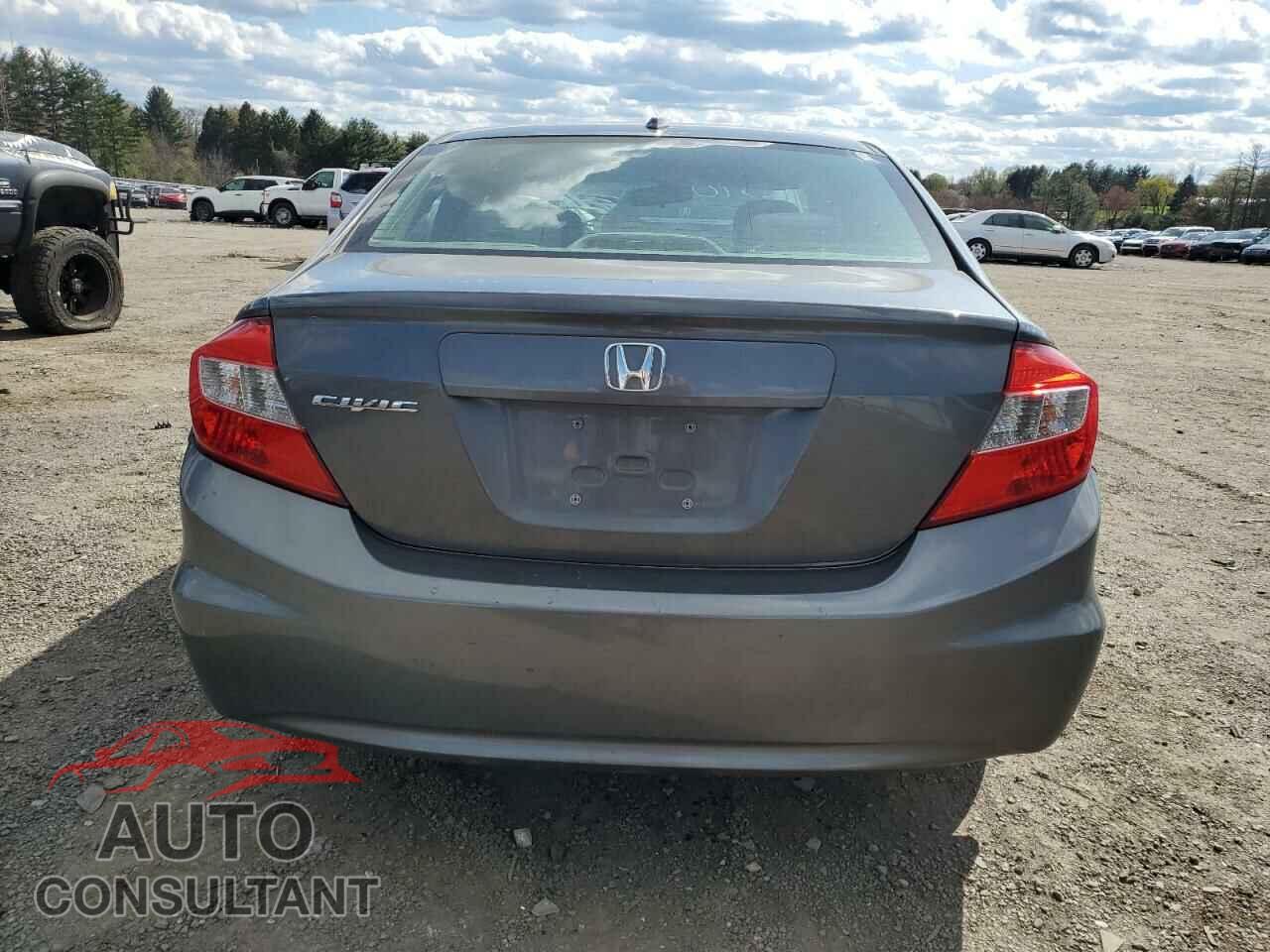 HONDA CIVIC 2012 - 2HGFB2F81CH525390