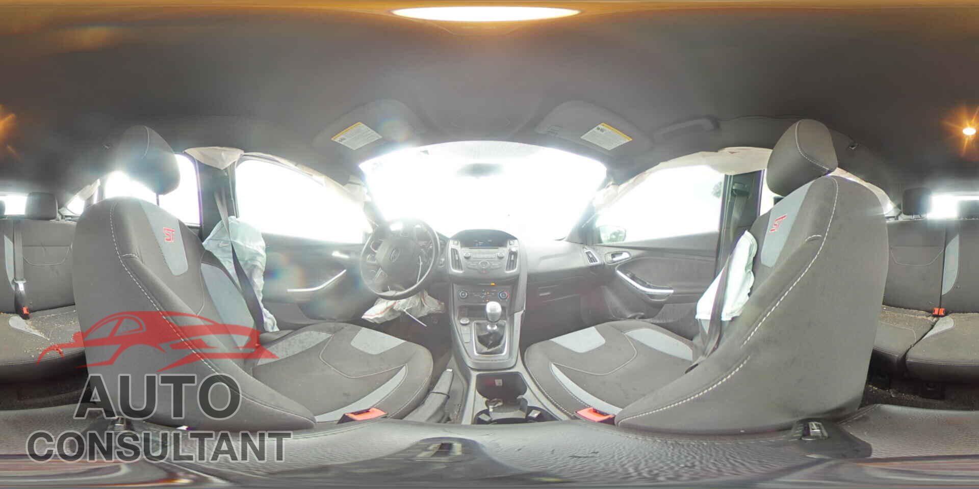 FORD FOCUS 2017 - 1FADP3L97HL347060