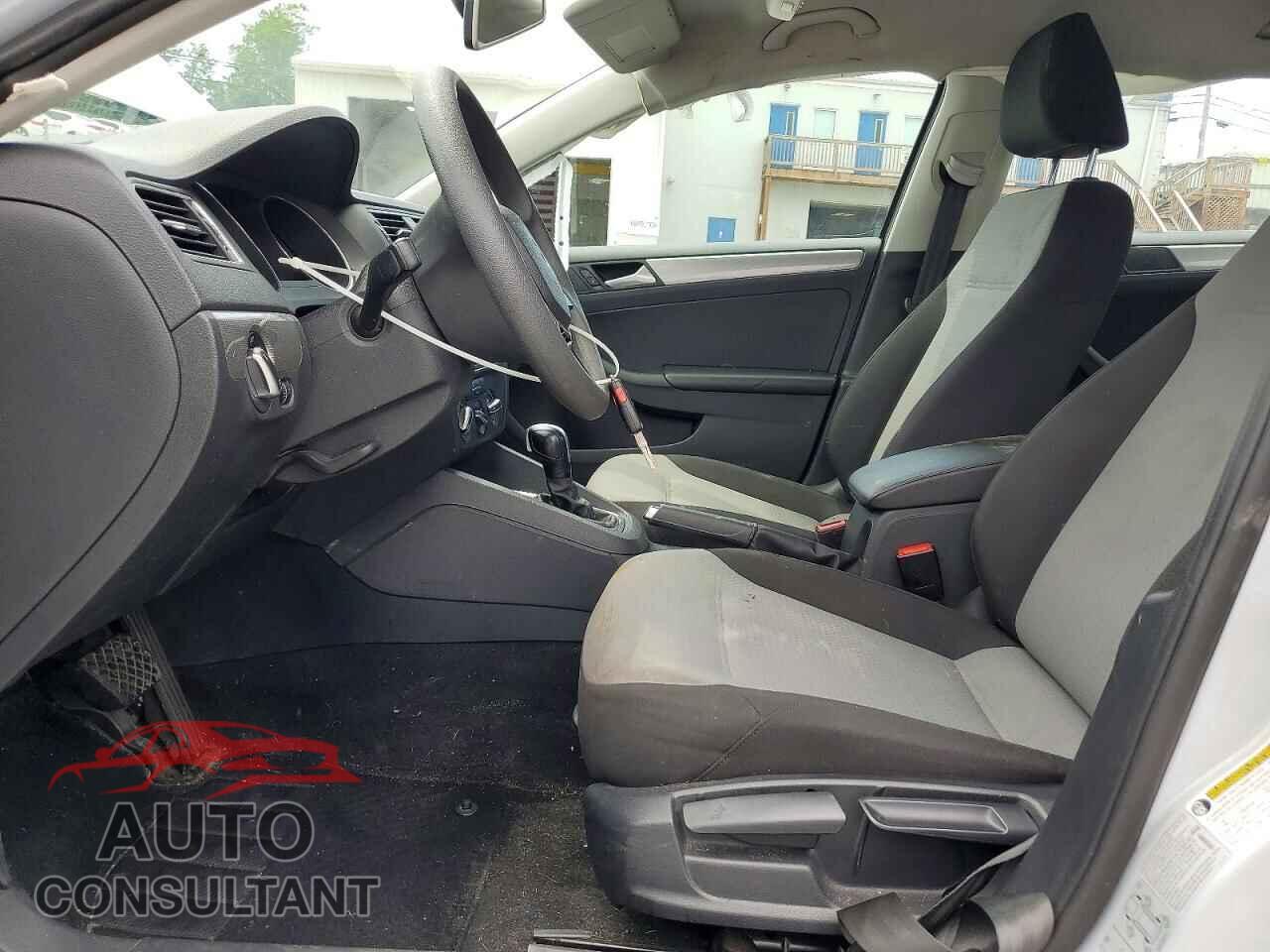 VOLKSWAGEN JETTA 2017 - 3VW2B7AJ9HM388192