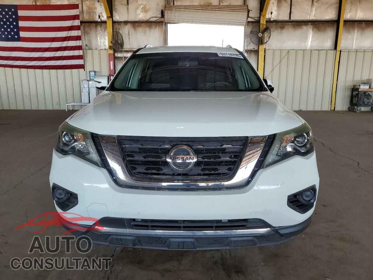 NISSAN PATHFINDER 2017 - 5N1DR2MN5HC627632