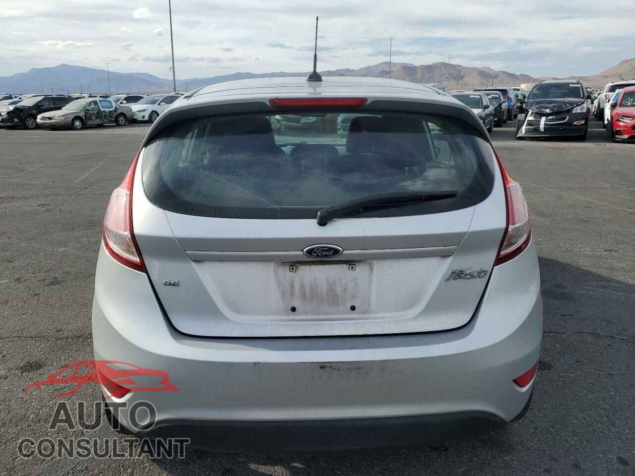 FORD FIESTA 2015 - 3FADP4EJ1FM189453