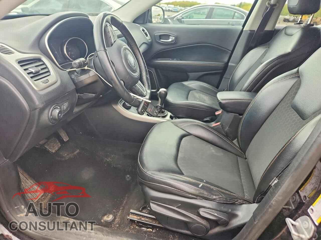 JEEP COMPASS 2019 - 3C4NJDBB5KT647511