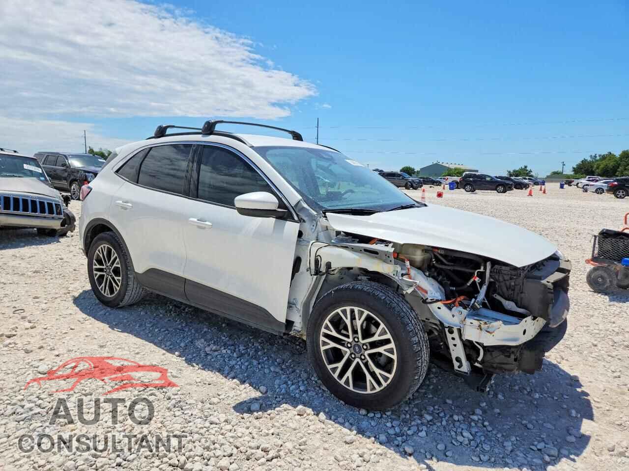 FORD ESCAPE 2021 - 1FMCU0CZ8MUB04872