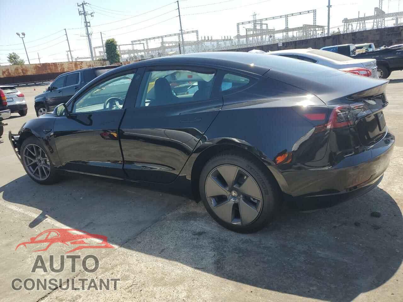 TESLA MODEL 3 2023 - 5YJ3E1EA0PF687031