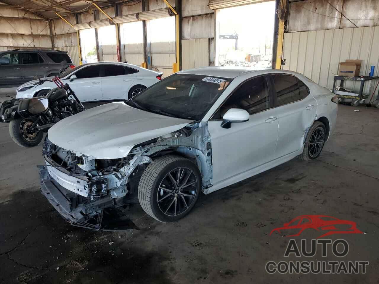 TOYOTA CAMRY 2021 - 4T1G11AK9MU477814