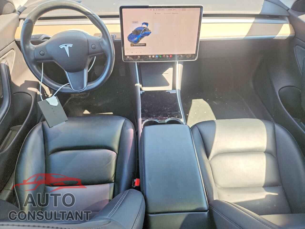 TESLA MODEL 3 2019 - 5YJ3E1EB2KF387718