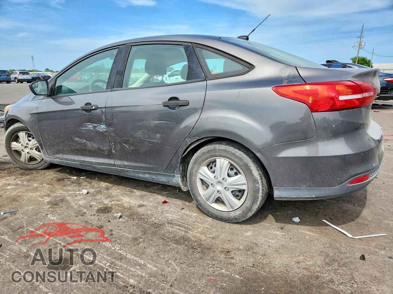 FORD FOCUS 2015 - 1FADP3E25FL226959