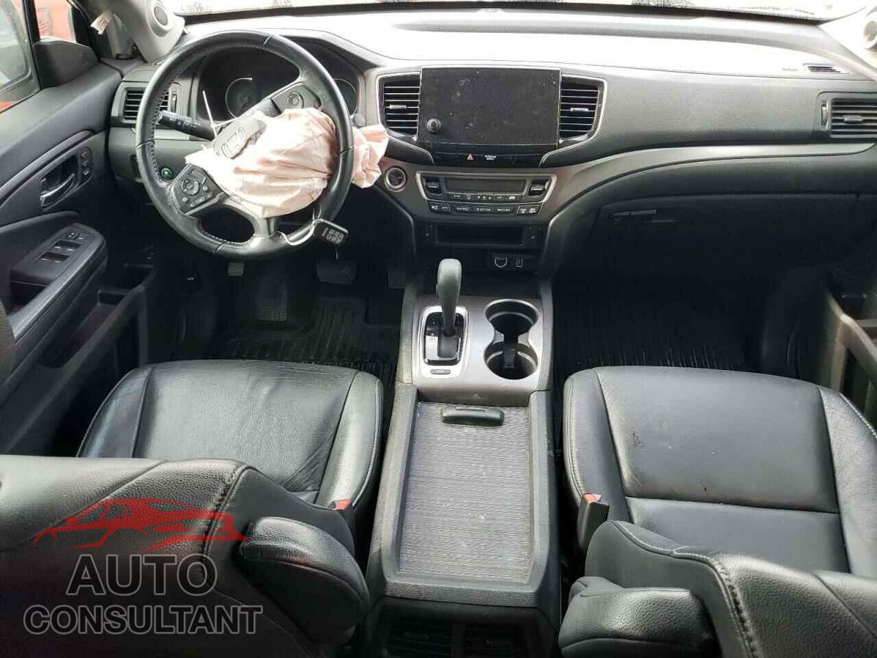 HONDA PILOT 2019 - 5FNYF5H59KB020105