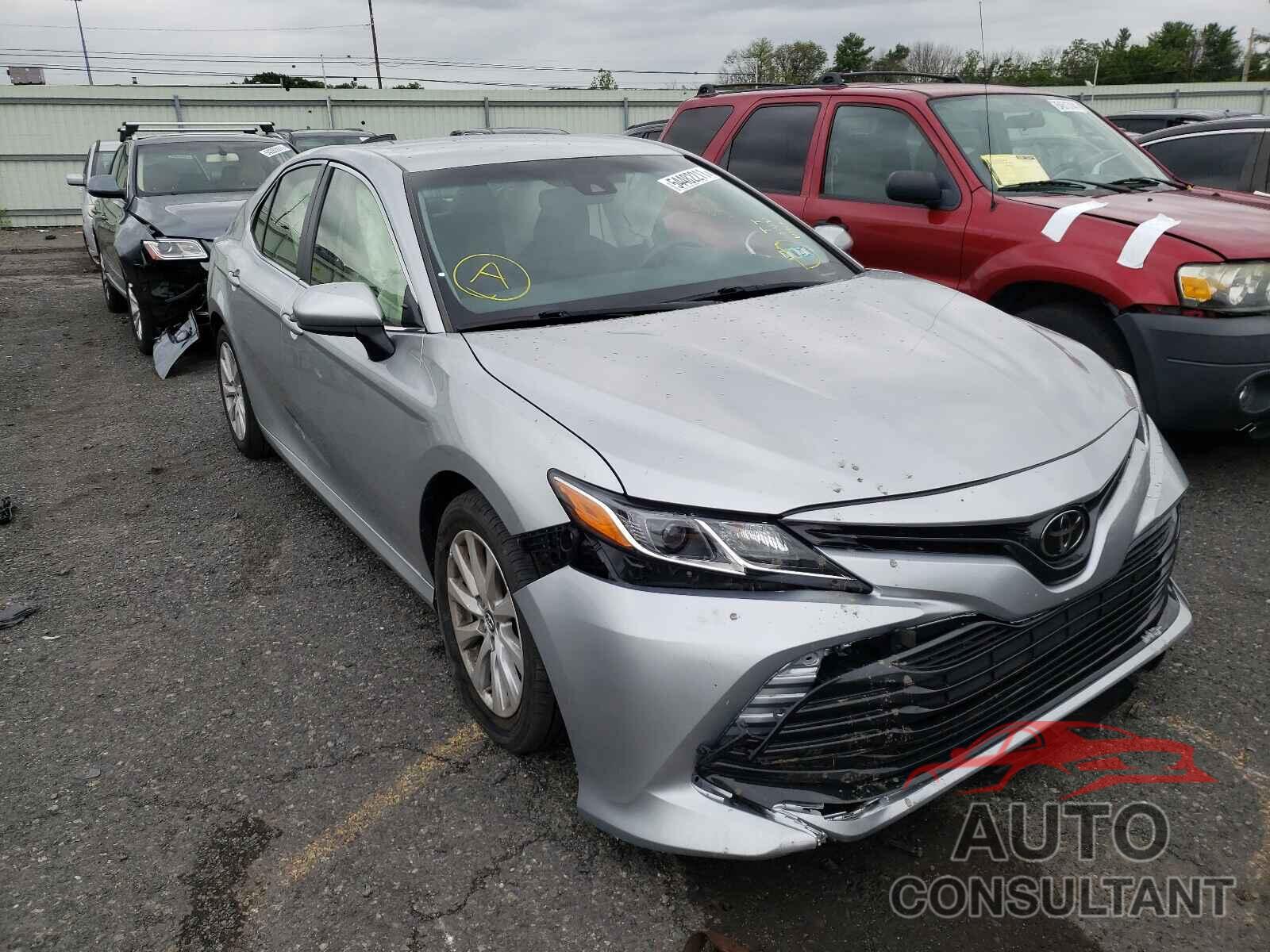 TOYOTA CAMRY 2018 - JTNB11HK3J3032938
