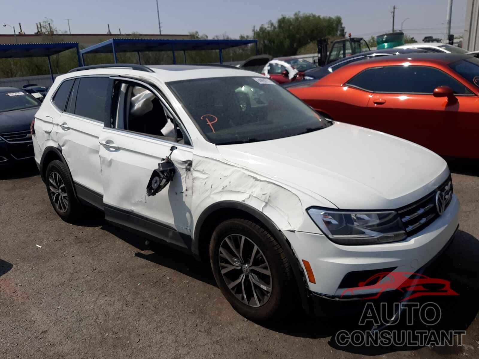 VOLKSWAGEN TIGUAN 2019 - 3VV3B7AX5KM075208