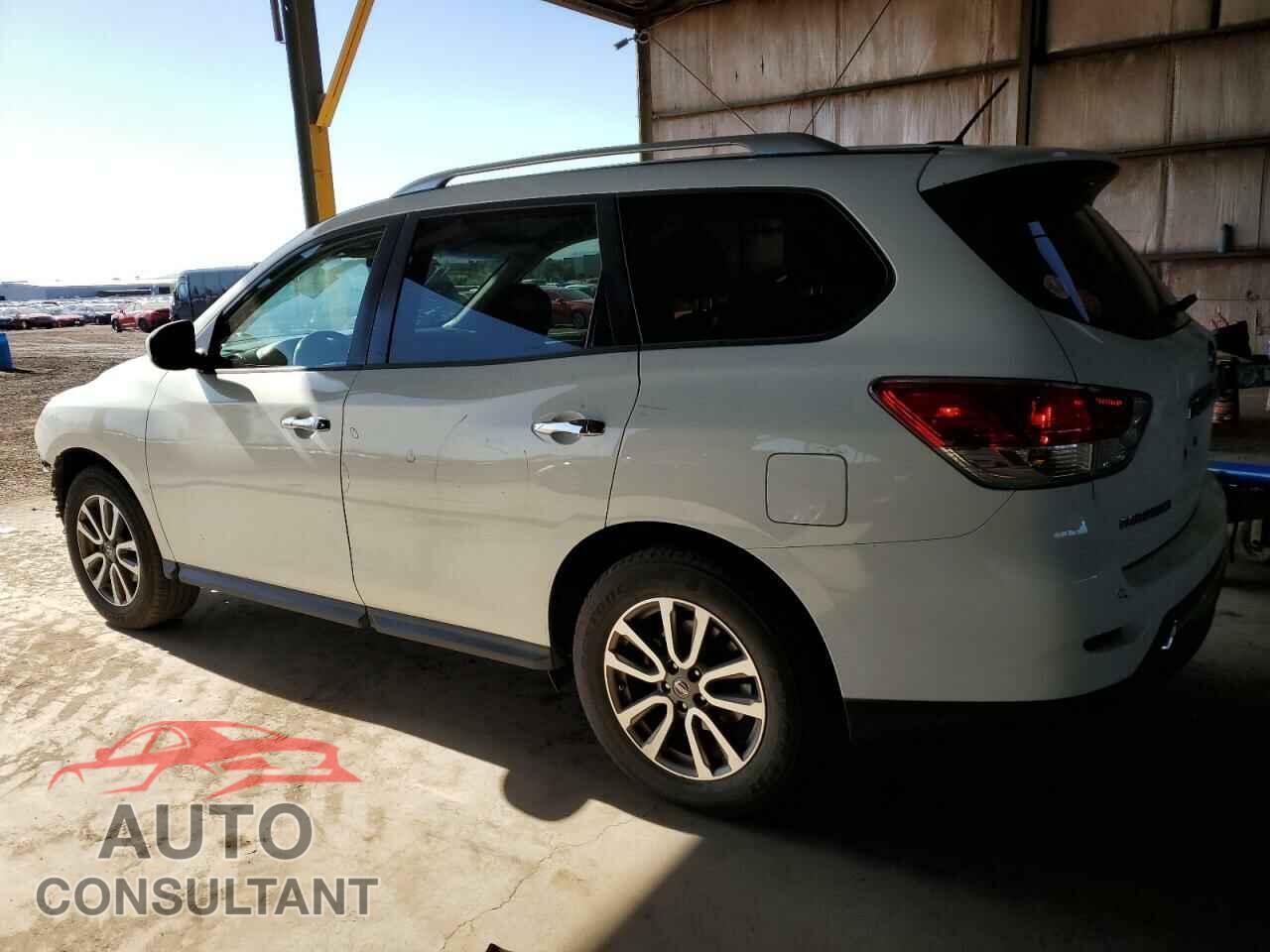 NISSAN PATHFINDER 2016 - 5N1AR2MN1GC602079