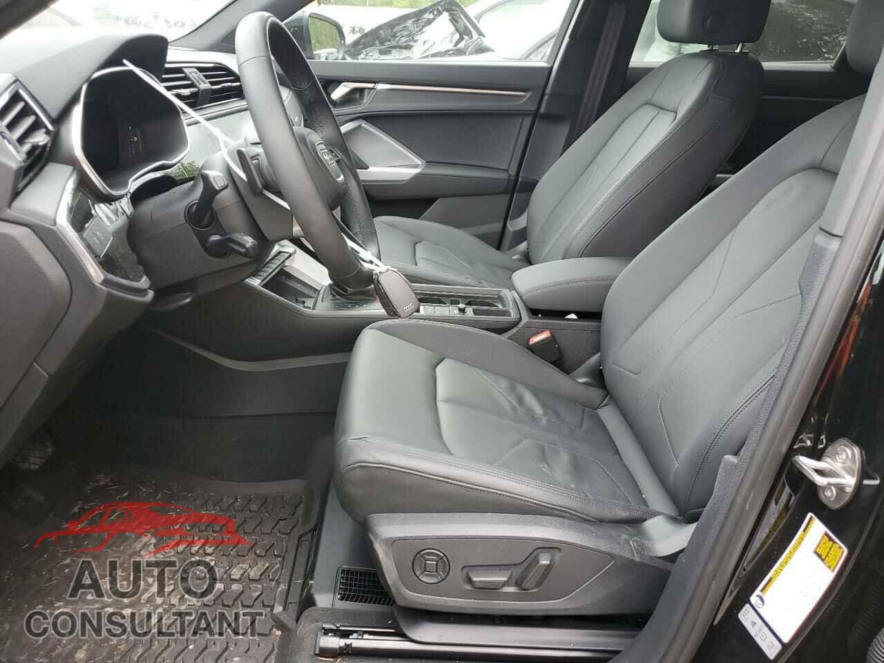 AUDI Q3 2023 - WA1EECF30P1142020