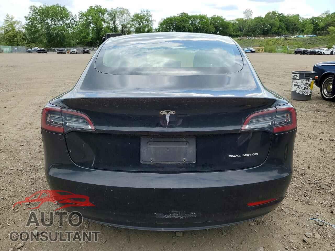 TESLA MODEL 3 2019 - 5YJ3E1EB5KF359296