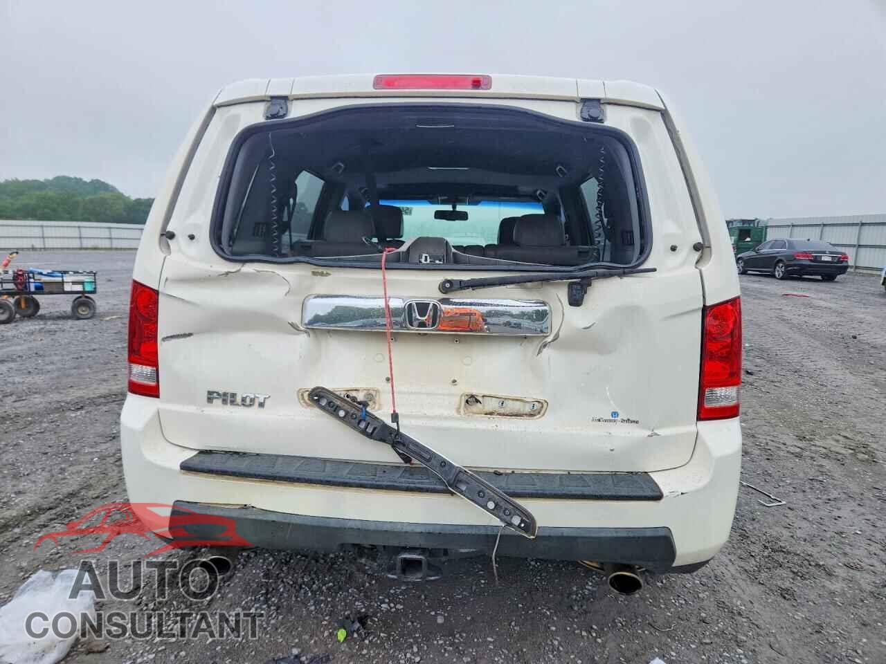 HONDA PILOT 2011 - 5FNYF3H53BB047899