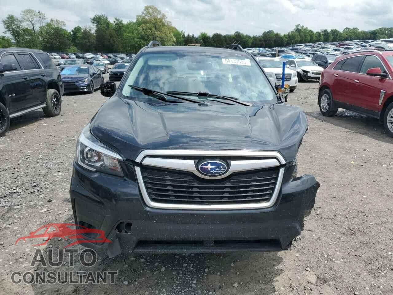SUBARU FORESTER 2019 - JF2SKACC6KH458226