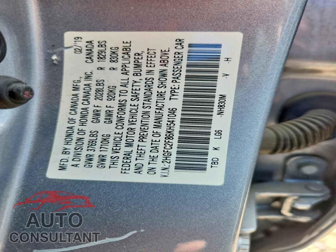 HONDA CIVIC 2019 - 2HGFC2F86KH541046