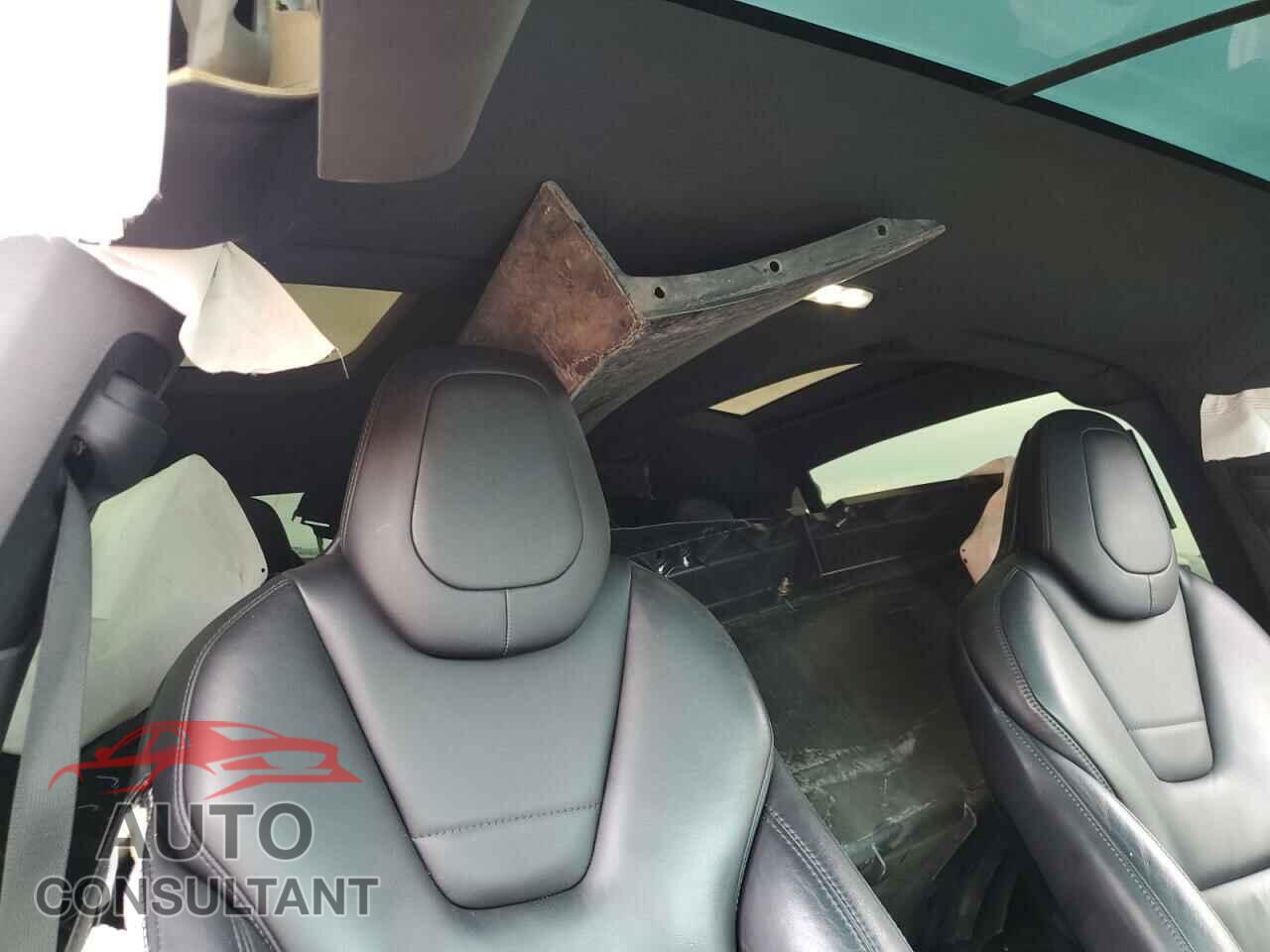 TESLA MODEL X 2016 - 5YJXCAE41GF004514