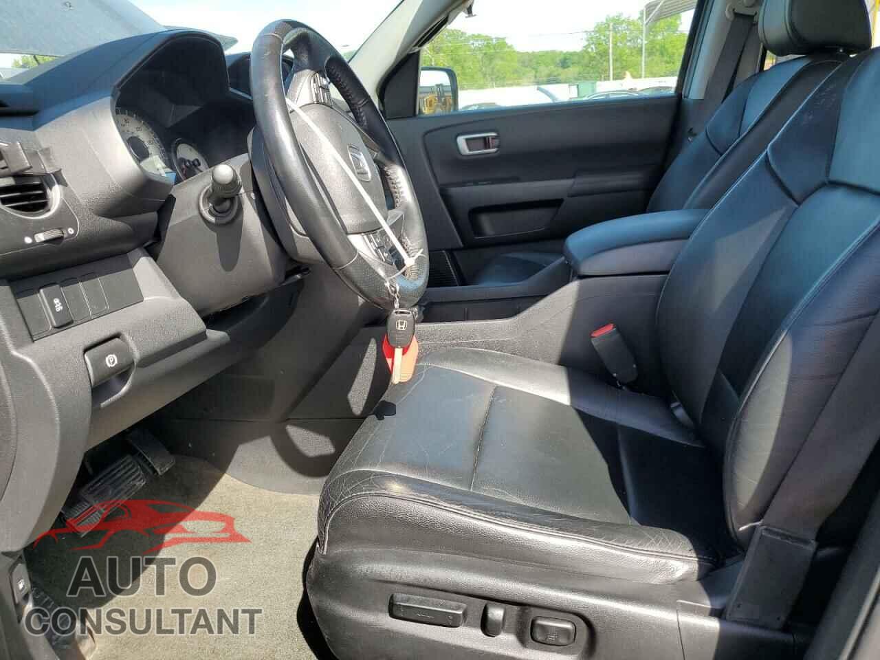 HONDA PILOT 2015 - 5FNYF4H77FB063195
