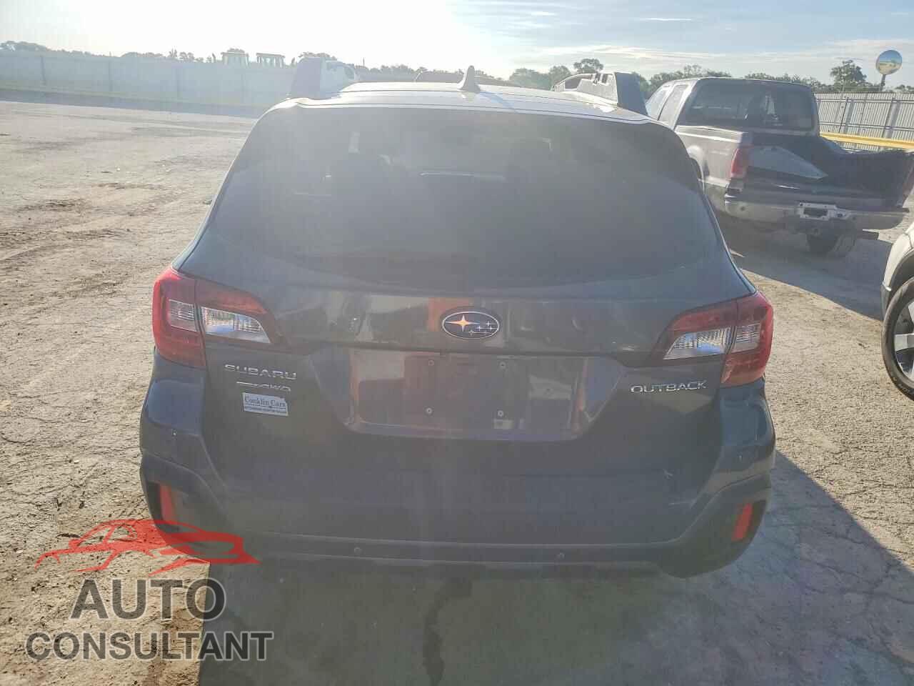 SUBARU OUTBACK 2018 - 4S4BSANC1J3359252