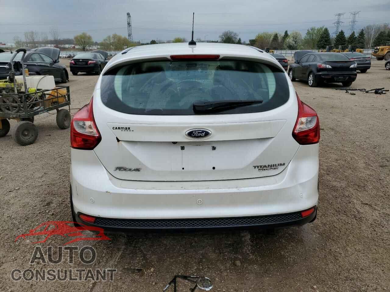 FORD FOCUS 2013 - 1FADP3N27DL191757