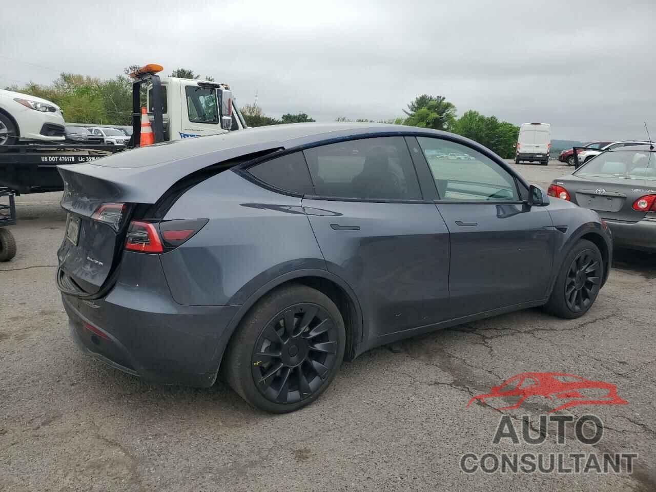 TESLA MODEL Y 2021 - 5YJYGDEE4MF080260