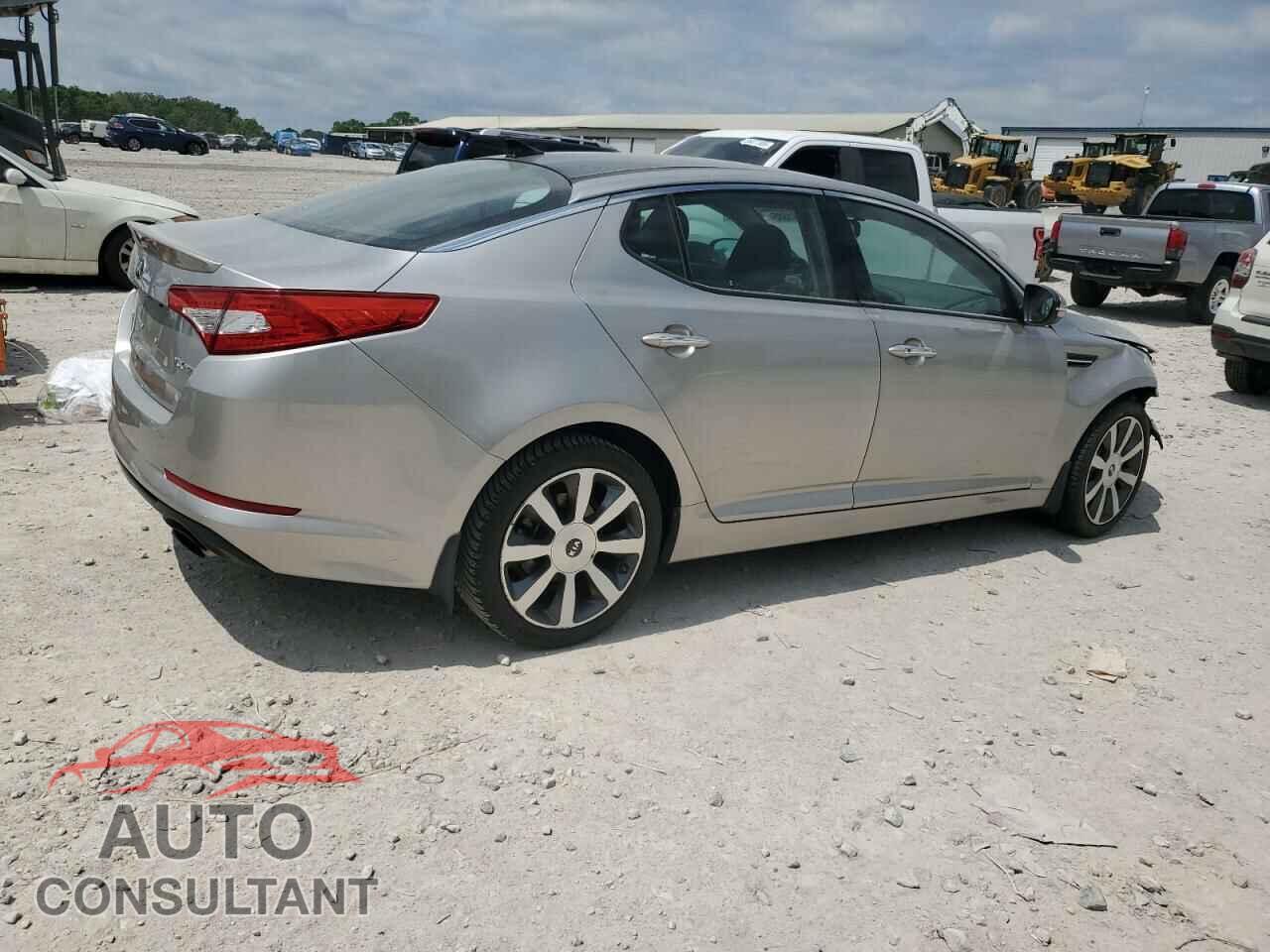 KIA OPTIMA 2013 - 5XXGR4A62DG151750