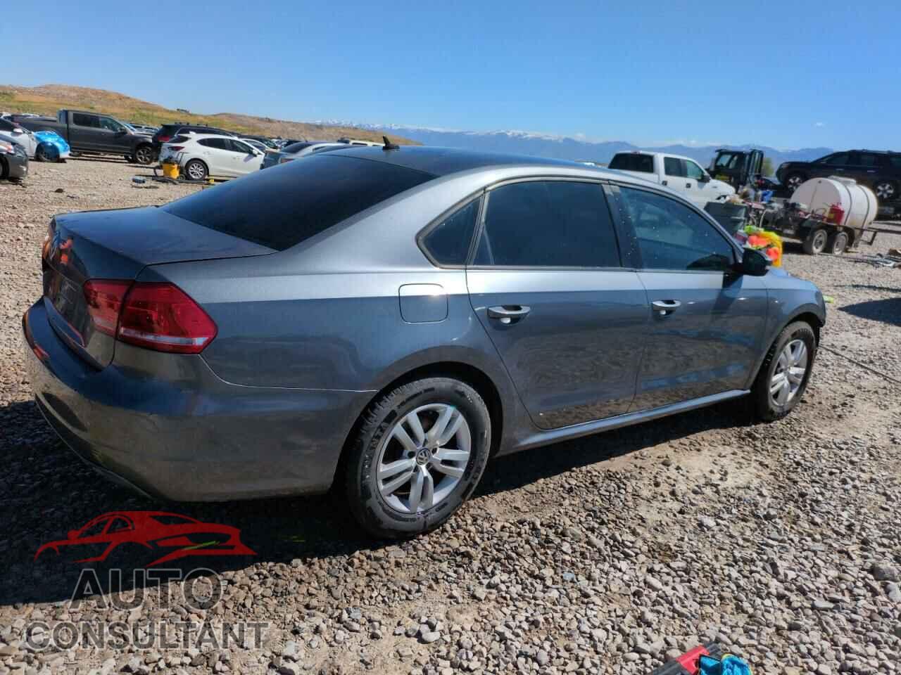 VOLKSWAGEN PASSAT 2014 - 1VWAT7A32EC050253