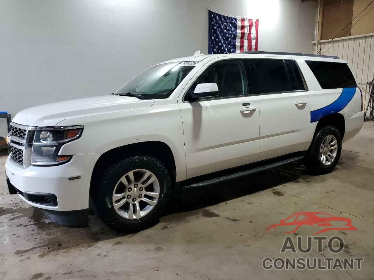 CHEVROLET SUBURBAN 2017 - 1GNSKKEC5HR297315