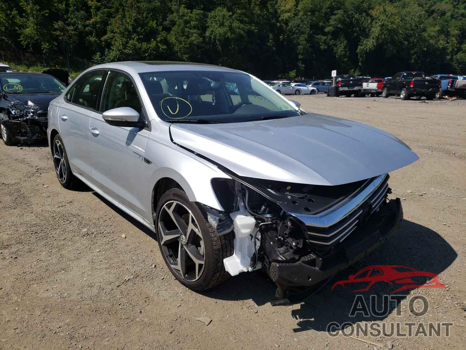 VOLKSWAGEN PASSAT 2020 - 1VWMA7A33LC025989