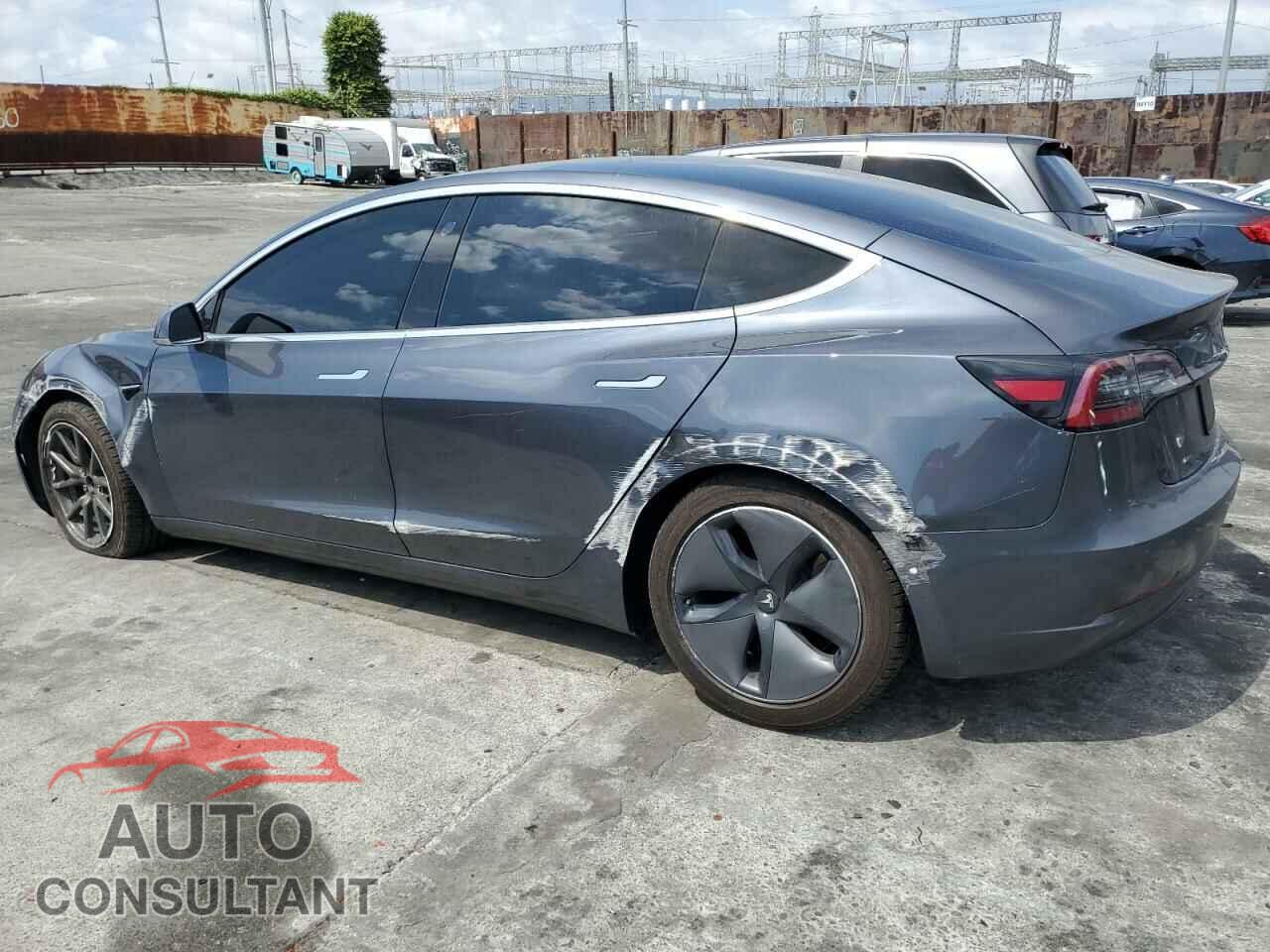 TESLA MODEL 3 2020 - 5YJ3E1EA5LF704996