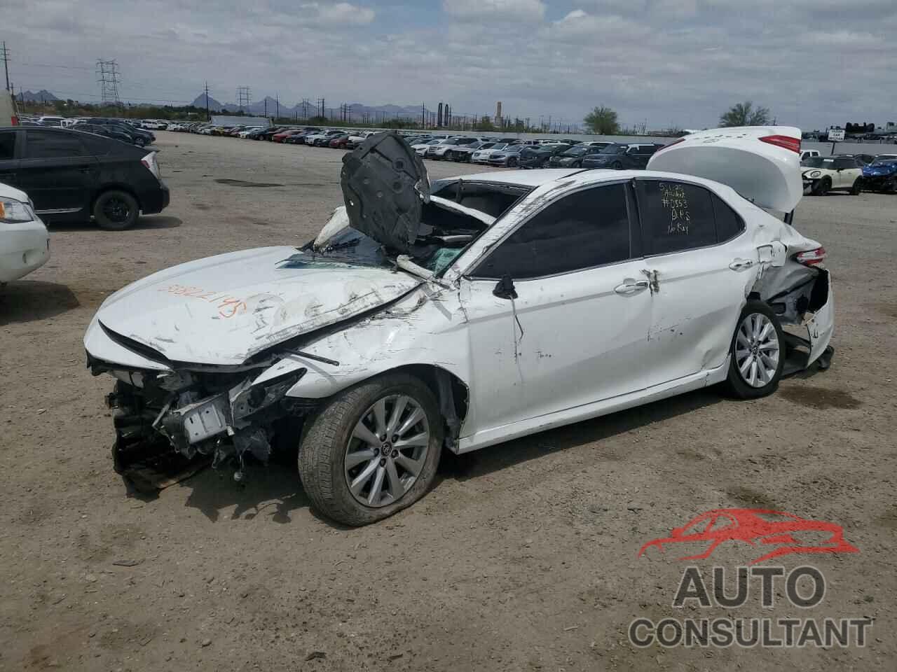 TOYOTA CAMRY 2019 - 4T1B11HK1KU720853