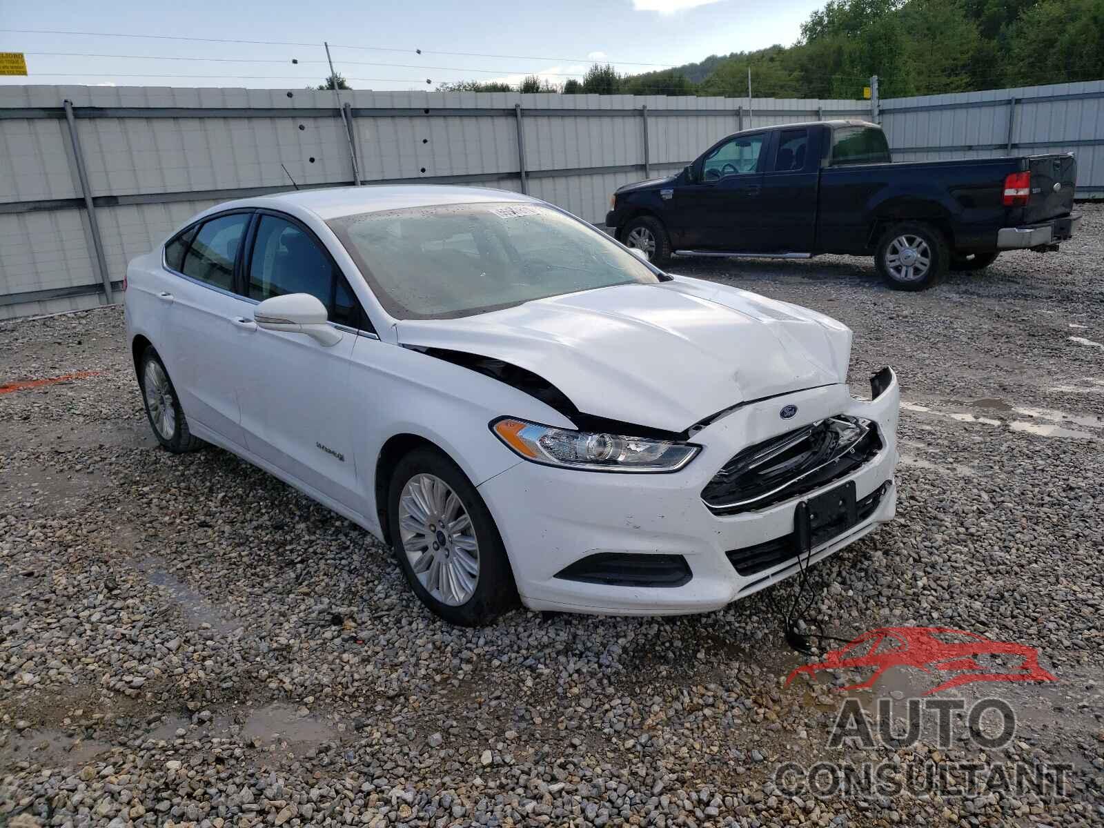 FORD FUSION 2016 - 3FA6P0LU1GR303535
