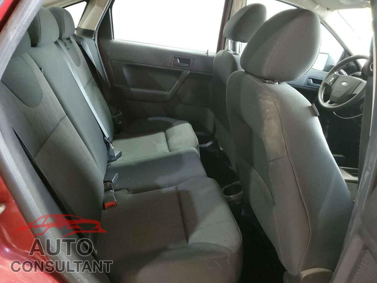 FORD FOCUS 2009 - 1FAHP35N49W157826