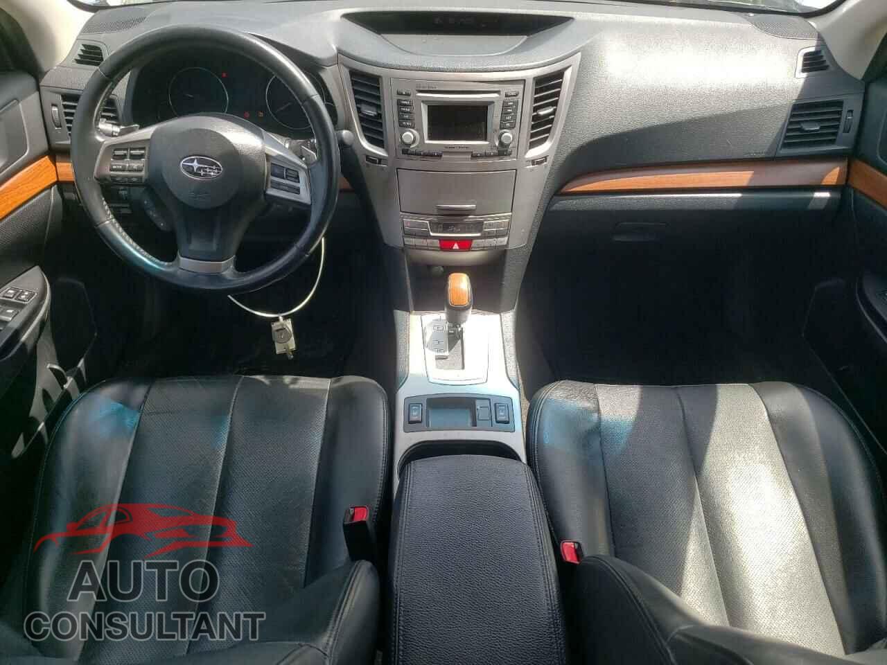 SUBARU OUTBACK 2014 - 4S4BRBLC6E3324085