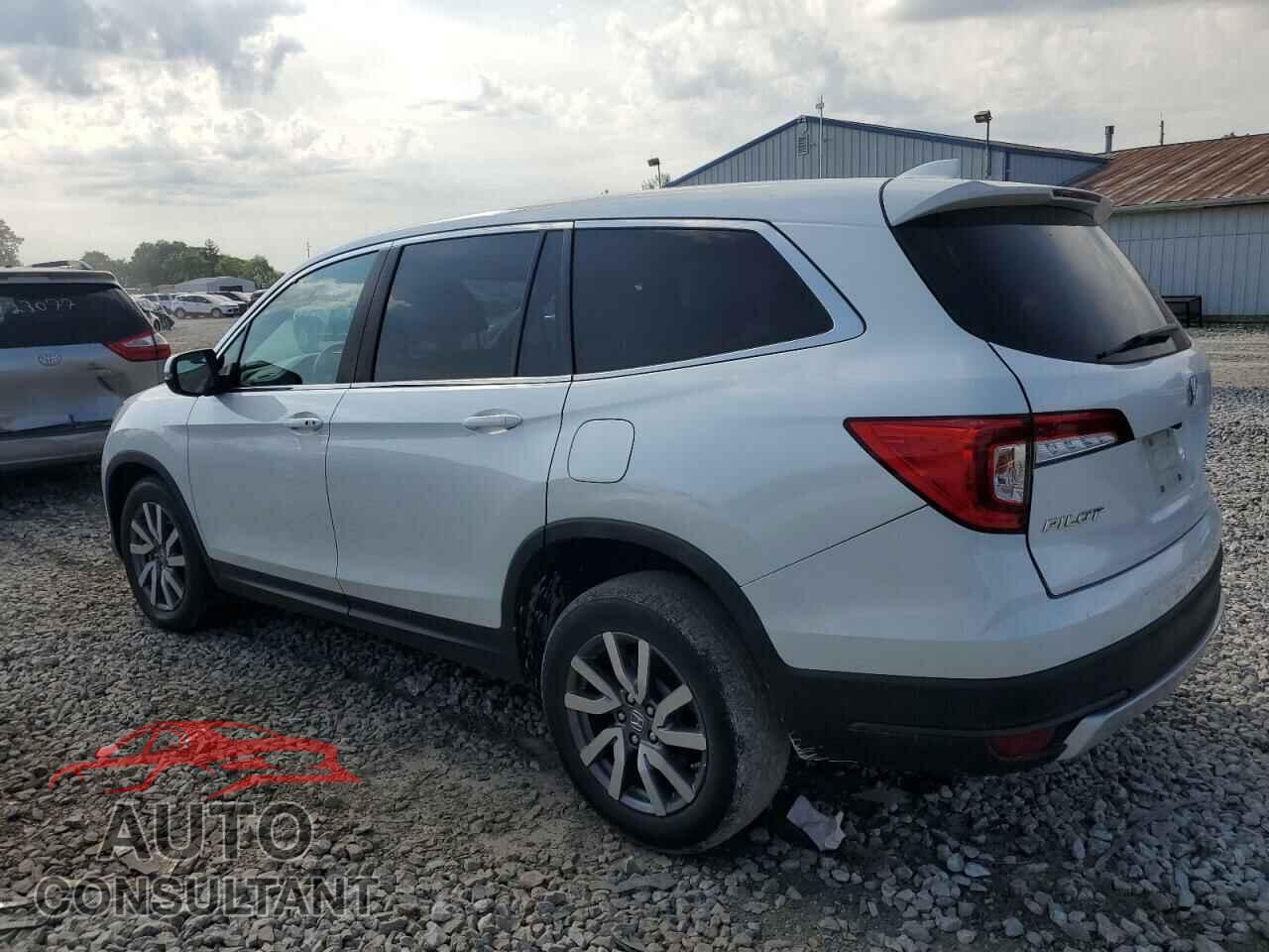 HONDA PILOT 2021 - 5FNYF6H33MB083921