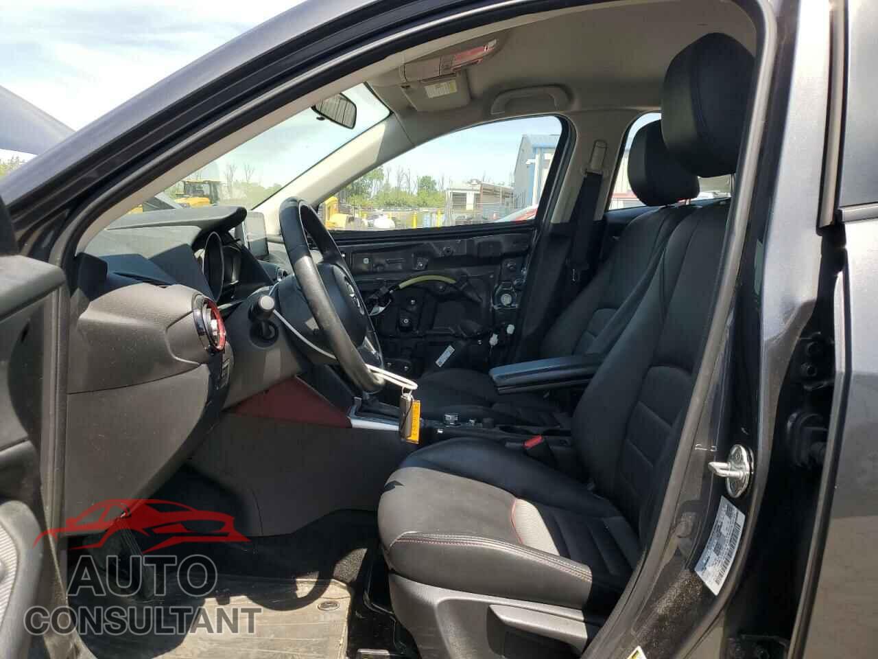 MAZDA CX-3 2017 - JM1DKFC76H0149368