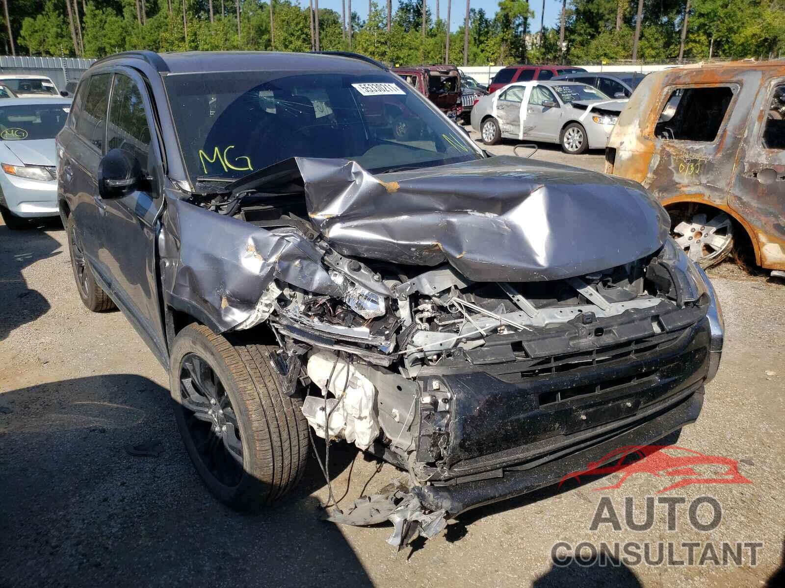 MITSUBISHI OUTLANDER 2018 - JA4AD3A36JZ019100