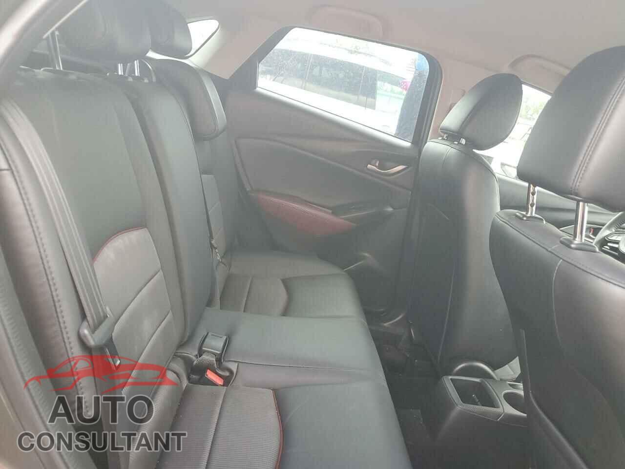 MAZDA CX-3 2018 - JM1DKFC77J0316858