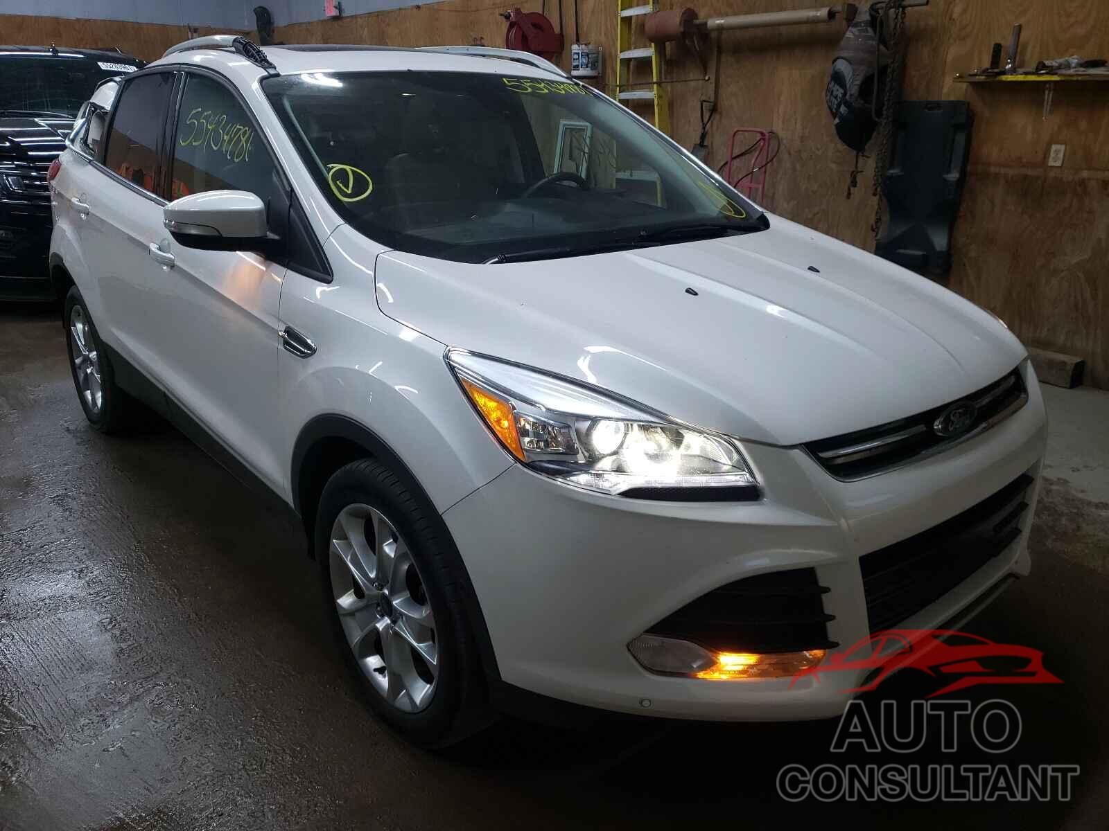 FORD ESCAPE 2016 - 1FMCU9JX2GUB57383