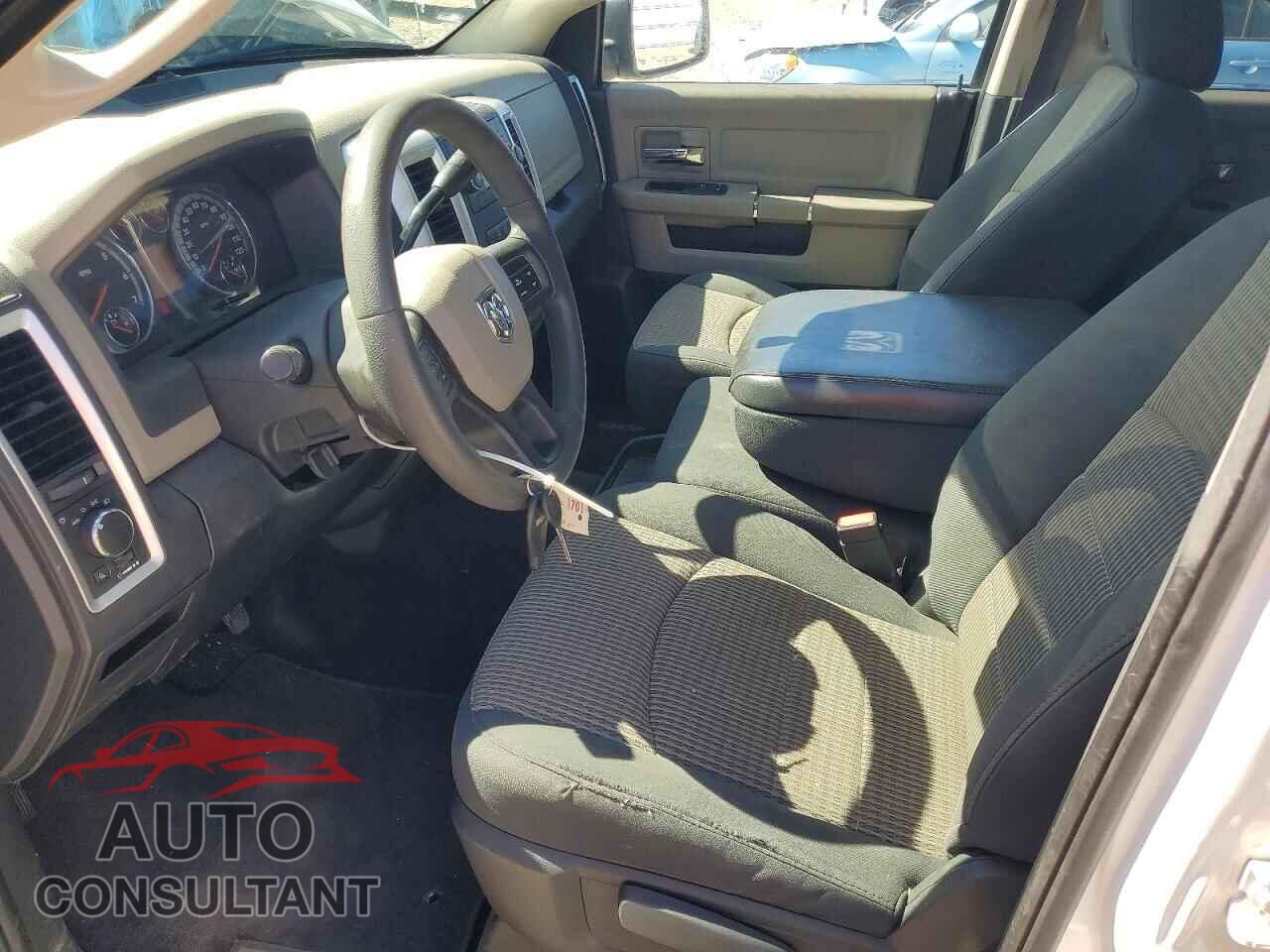 DODGE RAM 1500 2012 - 1C6RD7LP5CS109860