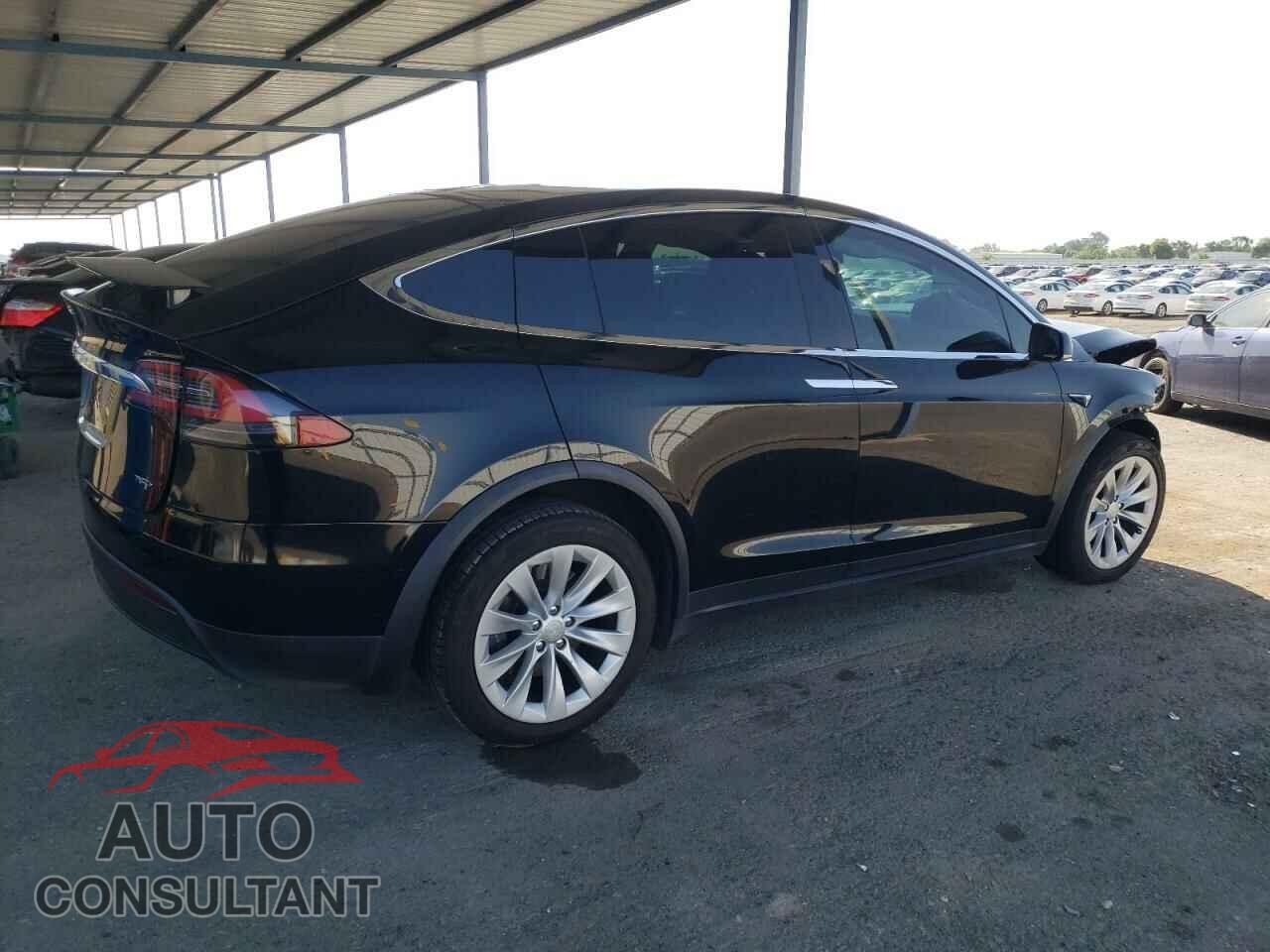 TESLA MODEL X 2018 - 5YJXCBE29JF142748