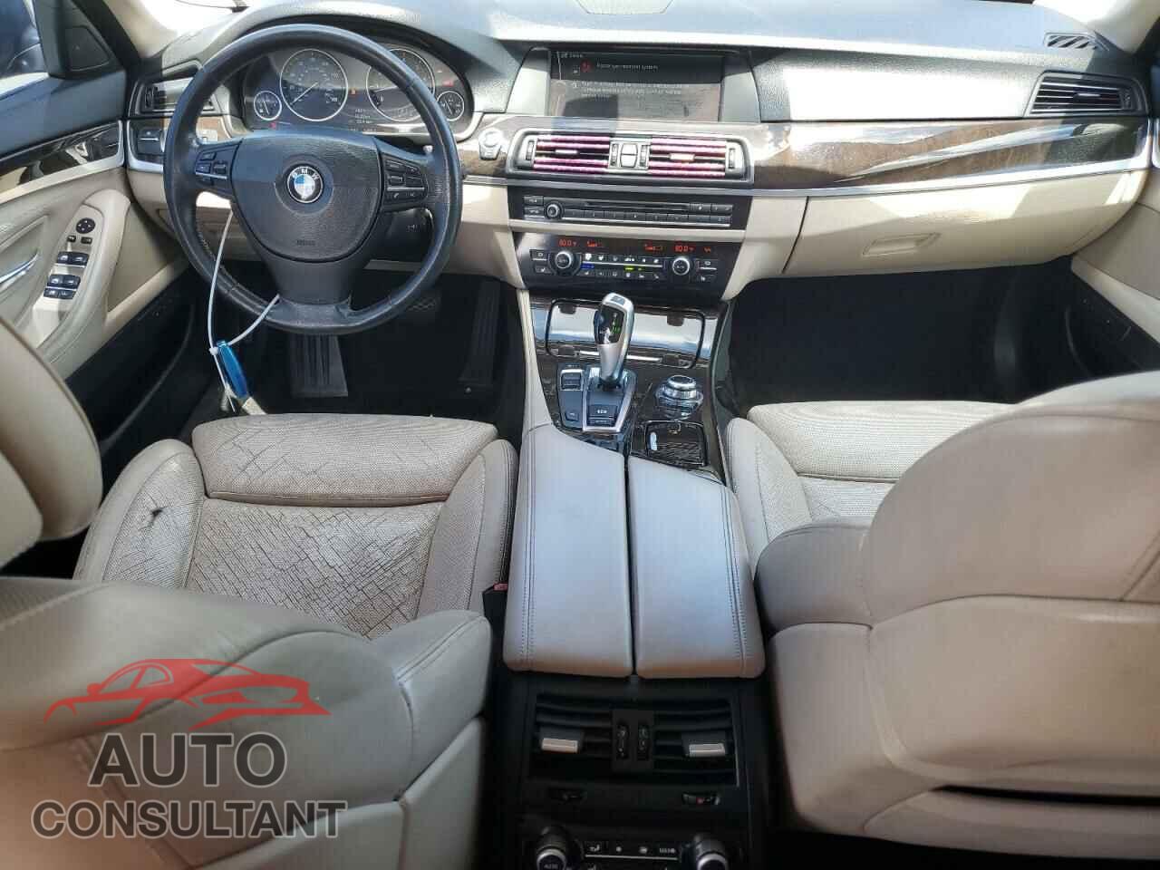 BMW 5 SERIES 2012 - WBAXG5C58CDX04441
