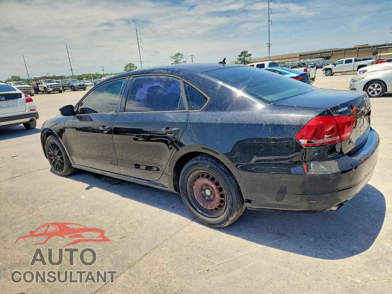 VOLKSWAGEN PASSAT 2015 - 1VWAT7A31FC045532