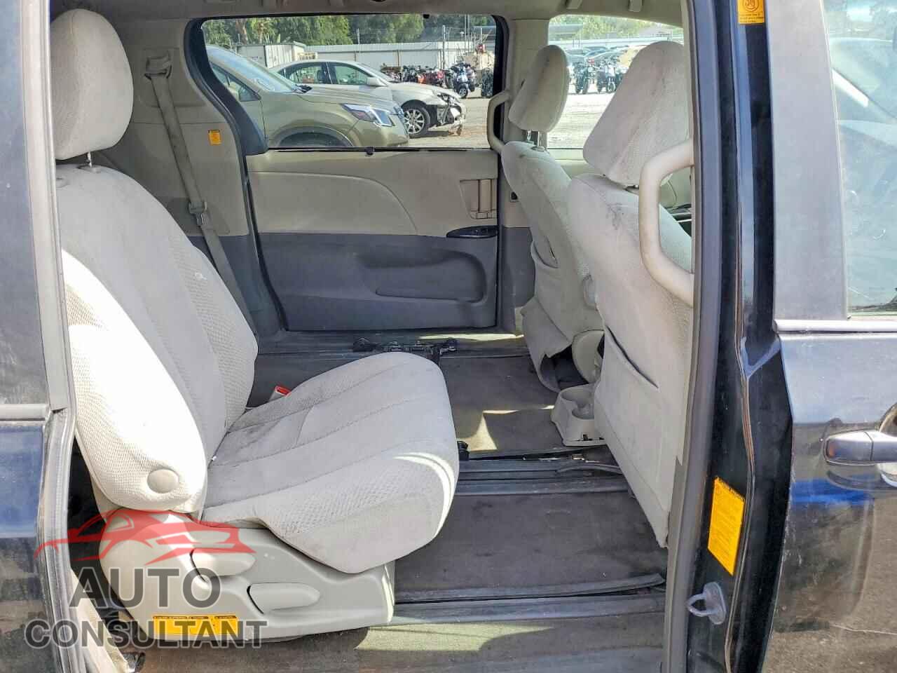 TOYOTA SIENNA 2012 - 5TDKK3DC8CS218200