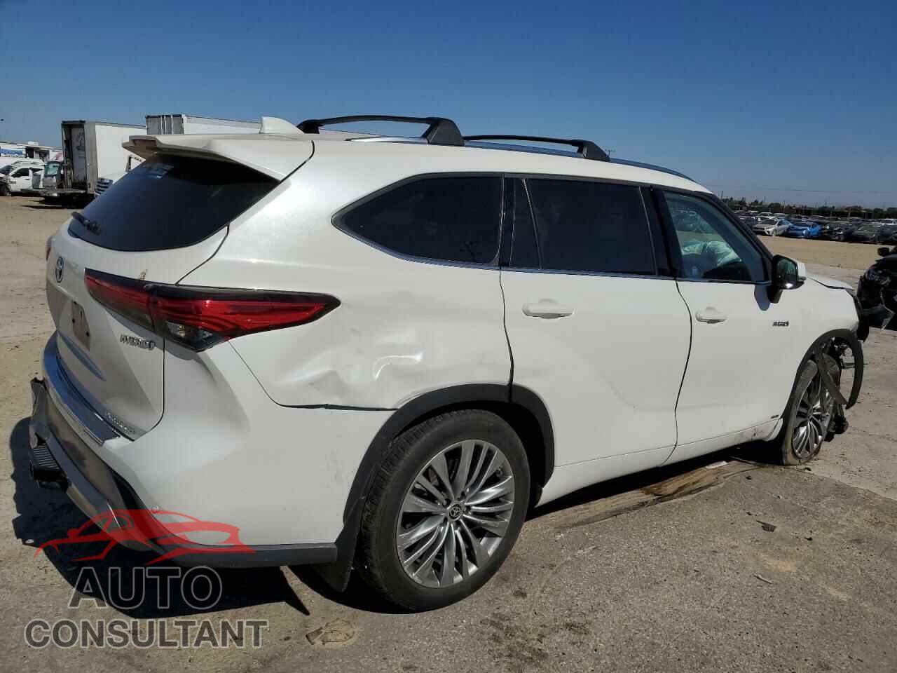 TOYOTA HIGHLANDER 2021 - 5TDEBRCH2MS034417