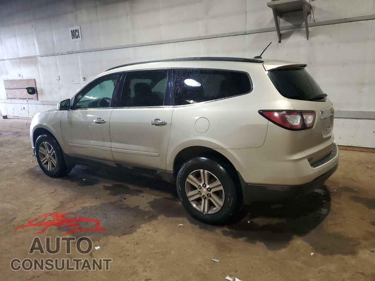CHEVROLET TRAVERSE 2015 - 1GNKRHKD2FJ166429