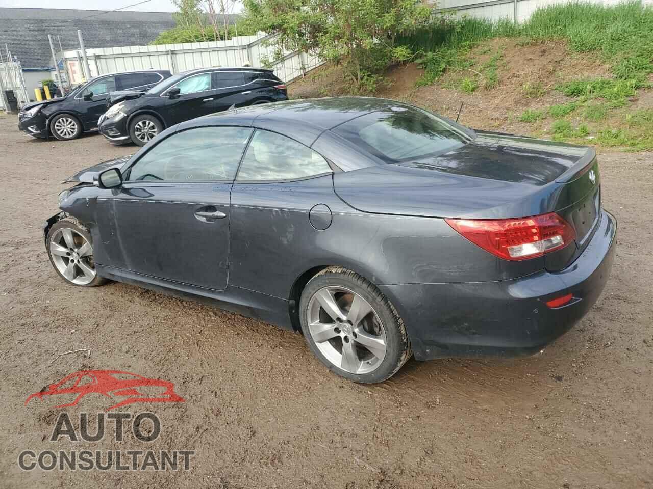 LEXUS IS 2011 - JTHFF2C24B2520354